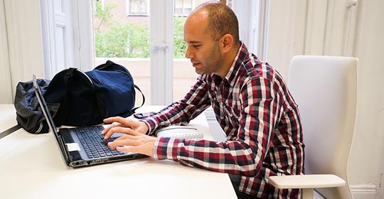 Cuánto cuesta contratar a un empleado